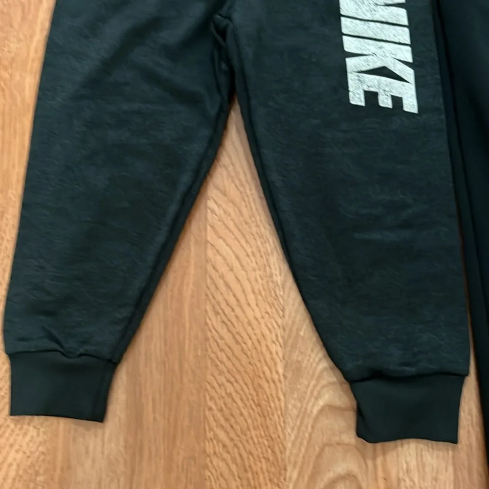 Nike Dri Fit Lot of 2 Boys Athletic Sweat Pants Sz 4-6